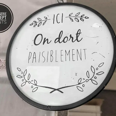 לינה וארוחת בוקר La Bergerie-concept Events טורנאי